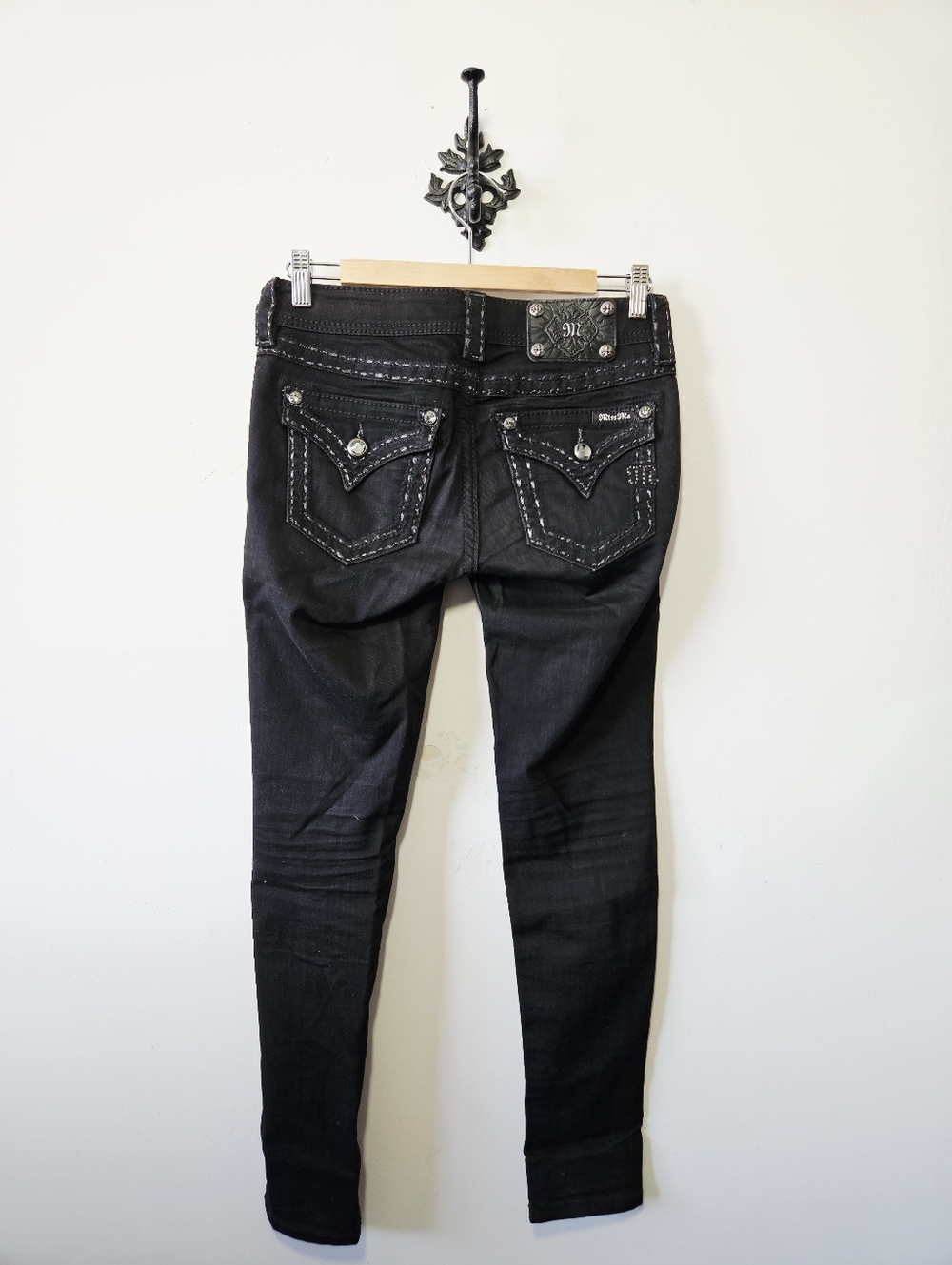 Miss Me Skinny Low Rise Jeans Size 26 Black Embellished Thick Stitch Y2K